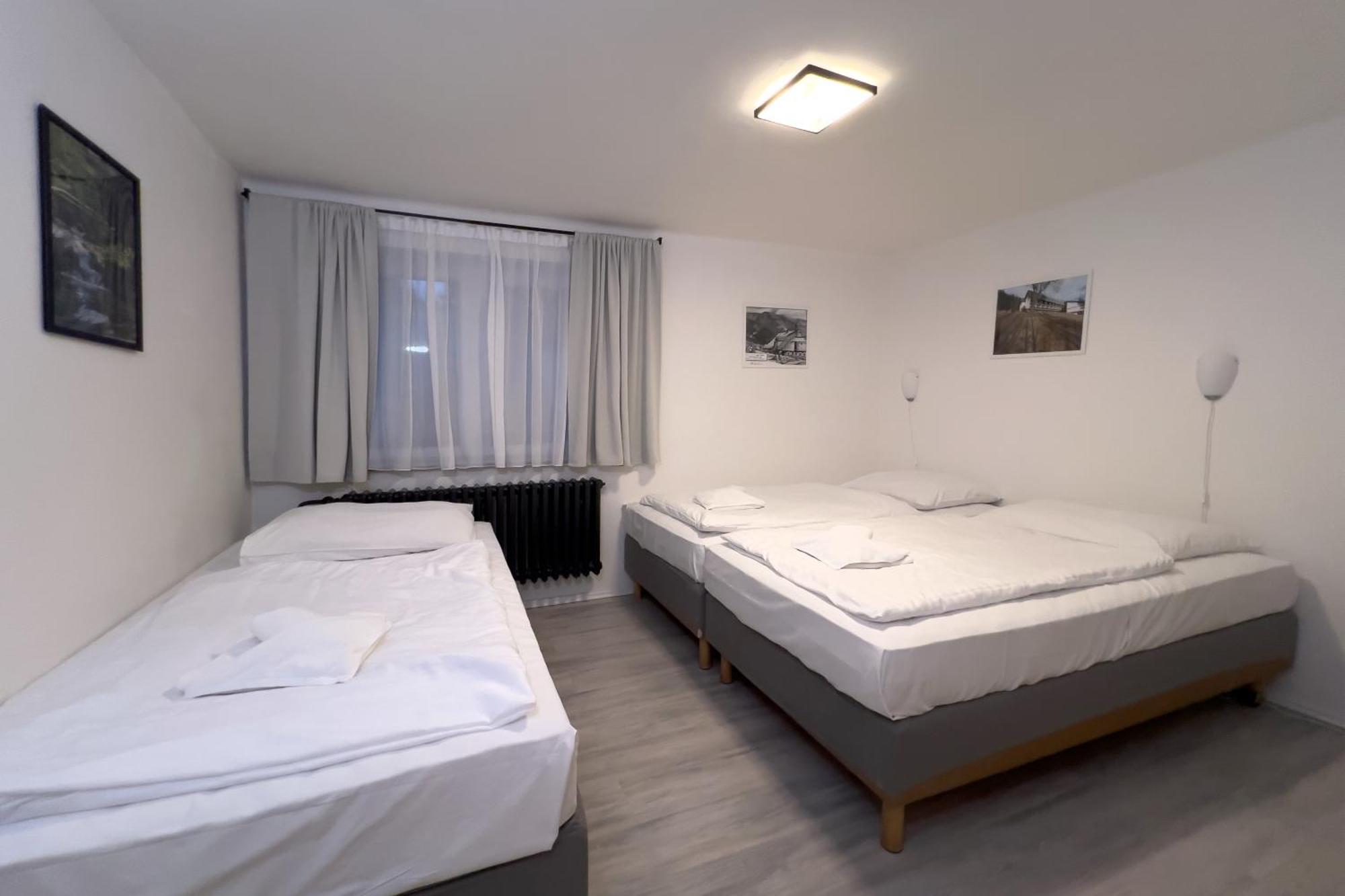 Hotel Horni Pramen Spindleruv Mlyn Room photo