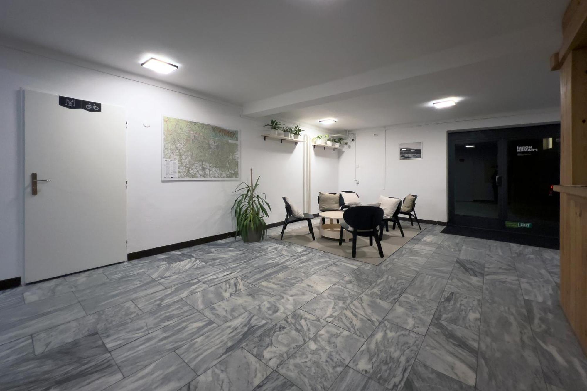 Hotel Horni Pramen Spindleruv Mlyn Exterior photo