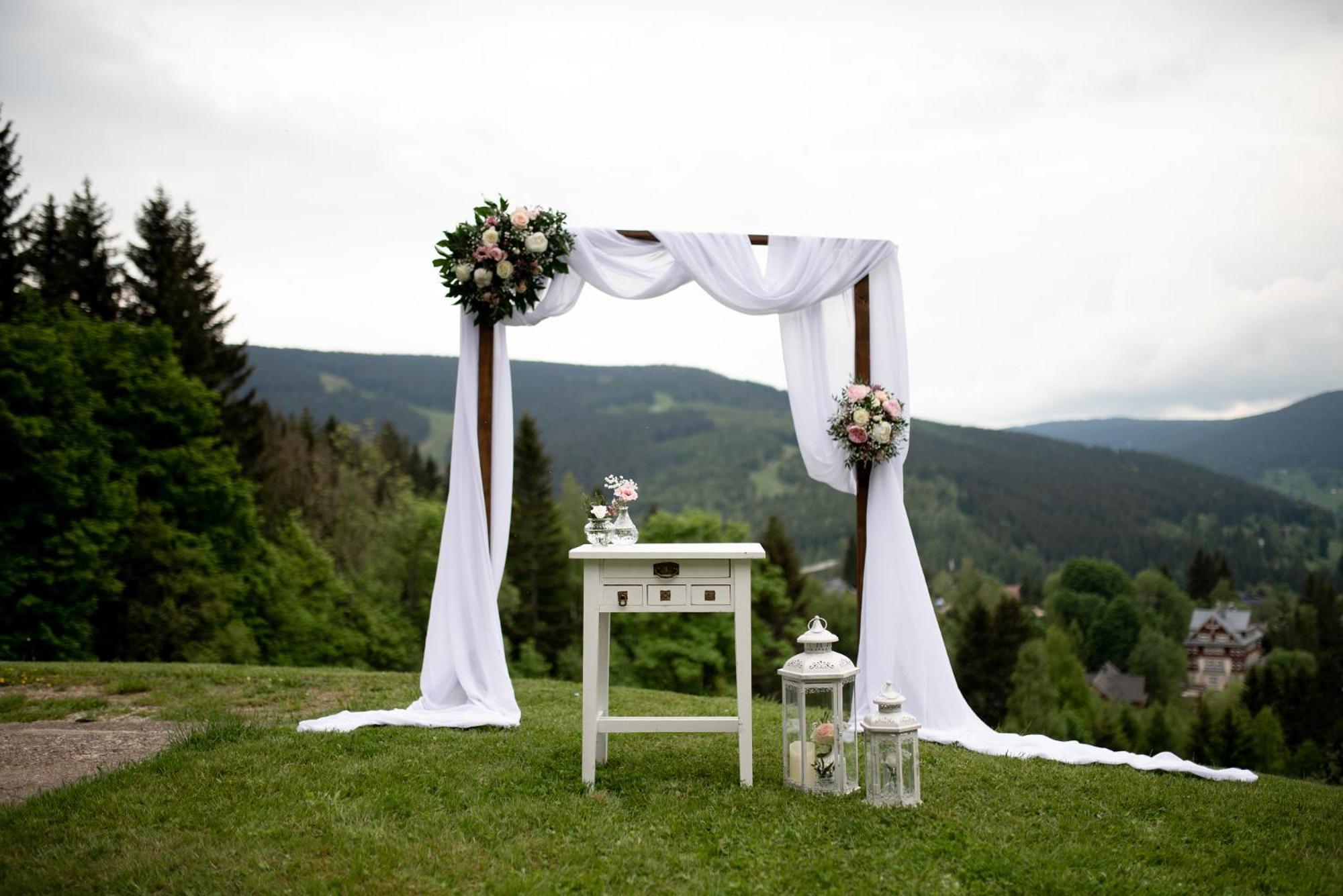 Hotel Horni Pramen Spindleruv Mlyn Exterior photo