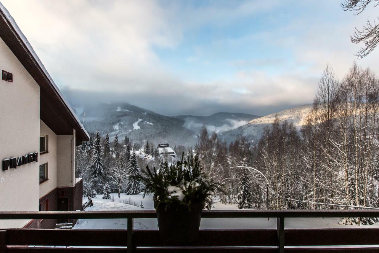 Hotel Horni Pramen Spindleruv Mlyn Exterior photo